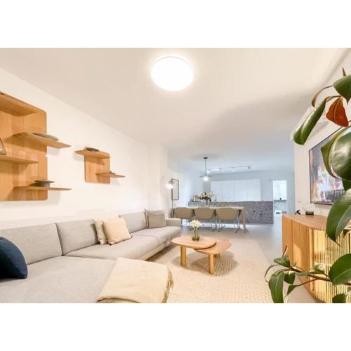 Maestranza Exclusive Townhouse close to Puerto Banus with BBQ Pool