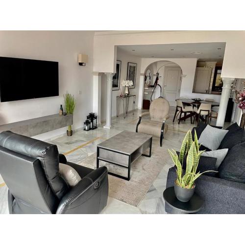 Magna Marbella Apartment