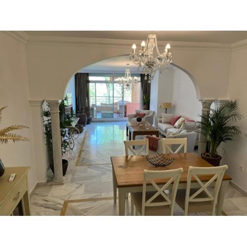 Magna Marbella Apartment