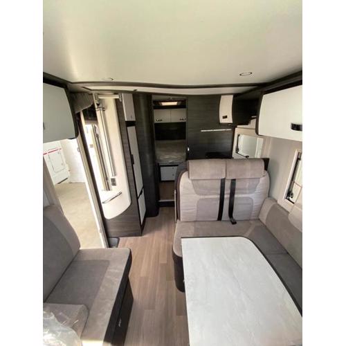 Magnífica autocaravana Adria Matrix Axess 670SL