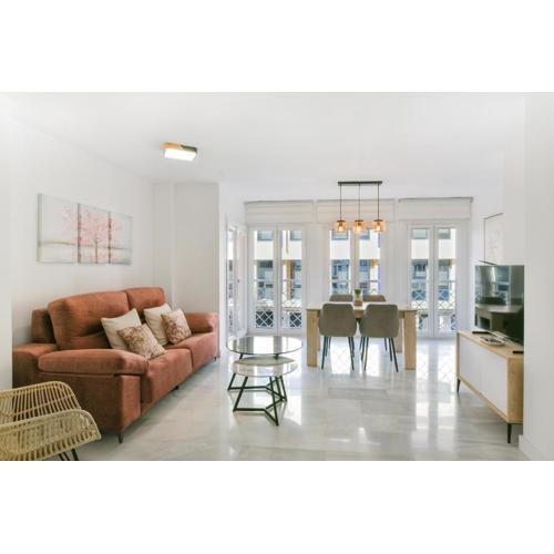Magnificent- 2Bd 2Bth- City Center