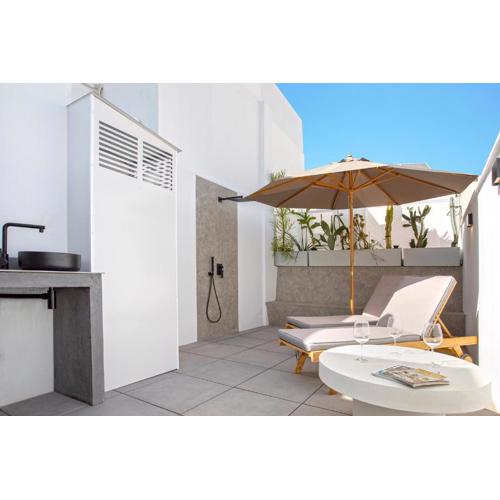 Magnificent Renovated 2BD 2BTH Duplex with Terrace - City Centre