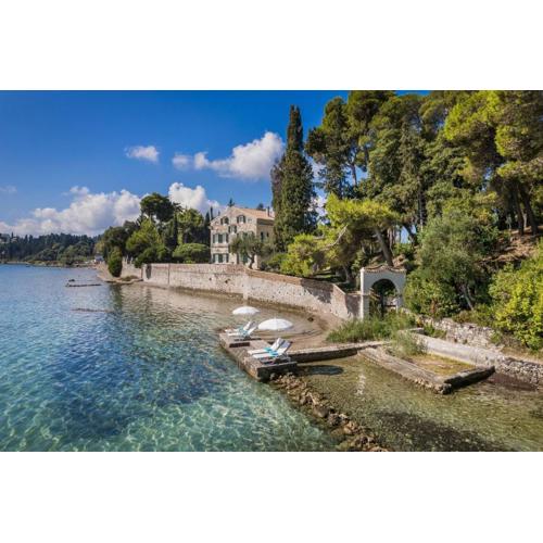 Magnificent Seafront Corfu Villa 5 En-Suite Bedrooms The Durrells House Historic Elegance Modern Luxuries Direct Beach Access Private,