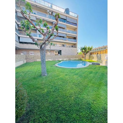 Magnífico piso con piscina y terraza grande cerca de la playa