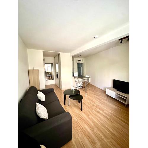 Magnifique Studio Lumineux et Confortable au Cœur du Centre-Ville de Toulon