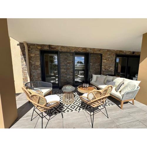 Magnifique T4 neuf de 90m2 avec jardin et piscine au cœur de Sainte Maxime