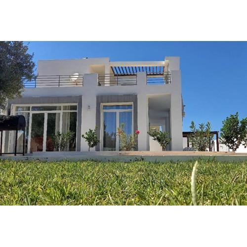 Magnifique villa avec piscine sur l’île de Djerba pour vacances
