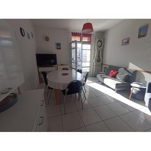 Maison 3 chambres, 6 couchages, proche gare, Sète, WIFI - FR-1-338-605