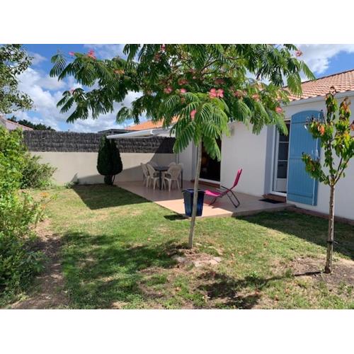 Maison 3 chambres au calme, 3* - Proche plage et commerces, WiFi, terrasse, jardin, TV box, garage - FR-1-323-525