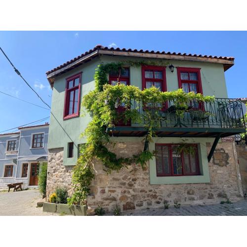 Maison Arzu & Mebrure