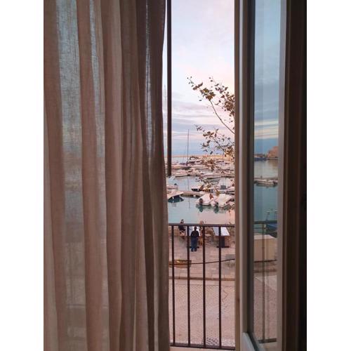 Maison Bleu LUXURY SUITE sul Porto di Trani