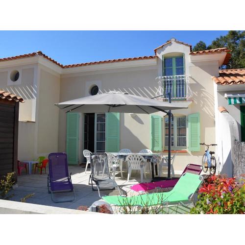 Maison chaleureuse avec piscine, proche forêt et plage, à Saint Jean de Monts - Wifi gratuit - FR-1-323-441