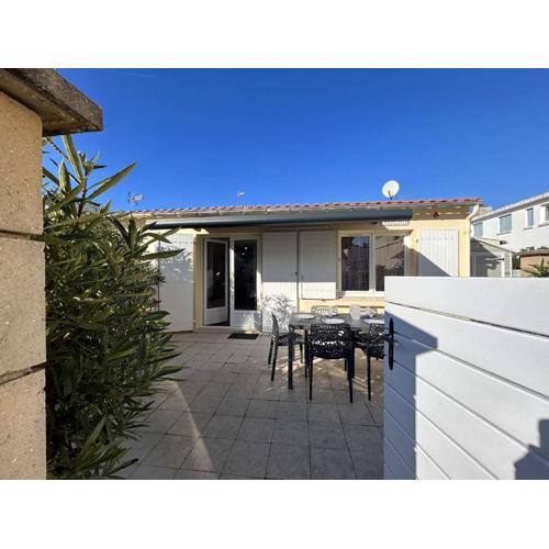 Maison de Vacances avec Terrasse Dallée, 6 Couchages, à Deux Pas de l\