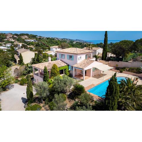 Maison de vacances face au golf de St-Maxime