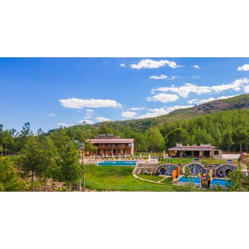 Maison Green Hill Hobbit Villas & Boutique Hotel
