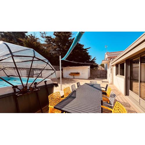 Maison Hirondelles, piscine mer et forêt