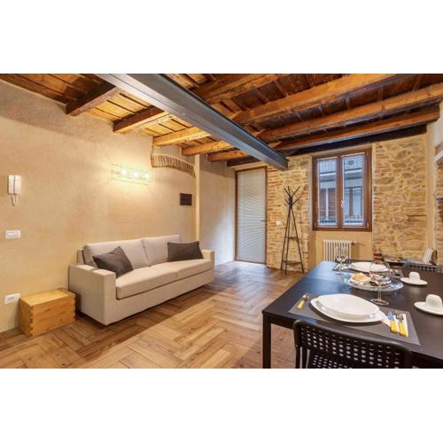Maison Le Chic