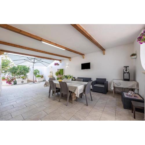 Maison Nina