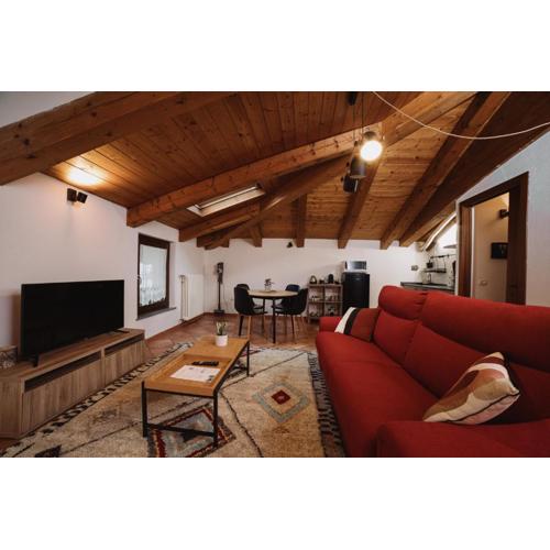 Maison Petit Rouge by Hili