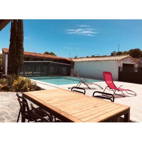 Maison pour 4 avec spa et terrasse