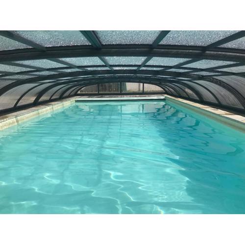 Maison Spacieuse avec Piscine Privée, Proche Centre et Plage, Saint Jean de Monts - FR-1-323-381