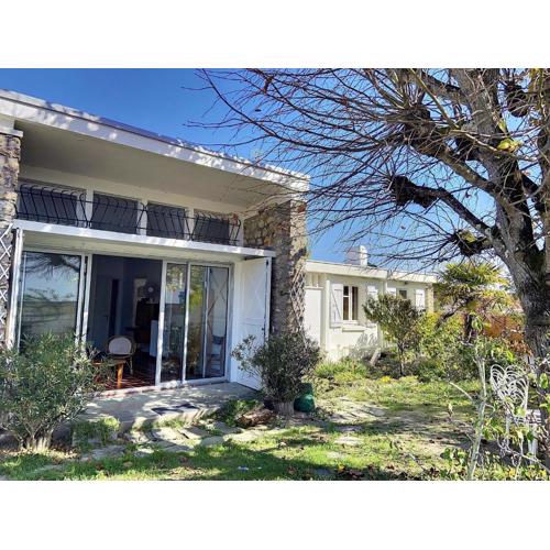 Maison vintage proche forêt avec parking, animaux acceptés - FR-1-652-15