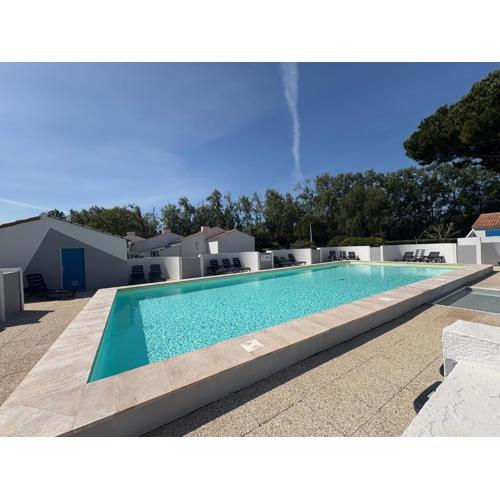 Maisonnette studio mezzanine avec piscine chauffée, proche plage et commerces - St Jean de Monts - FR-1-323-269