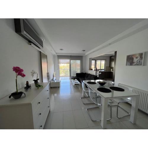 Majestic Boutique Apartment/2BR