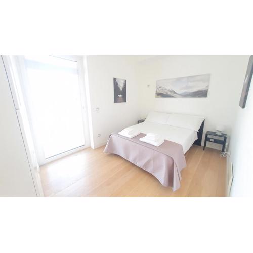 Majestic Seaview Apartment - Bari Centro