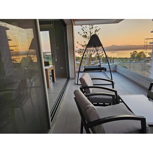 Majestic Sunset Salt Lake Views 300m From Beach
