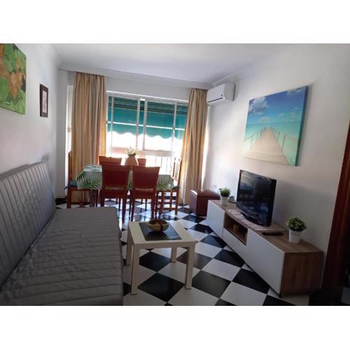 Malaga downtown and beach apartment
