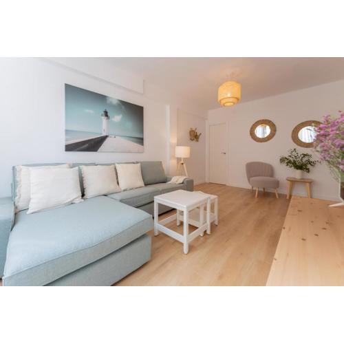 Malaga Lux Oasis - Modern 3BR, Fast WiFi, SmartTV