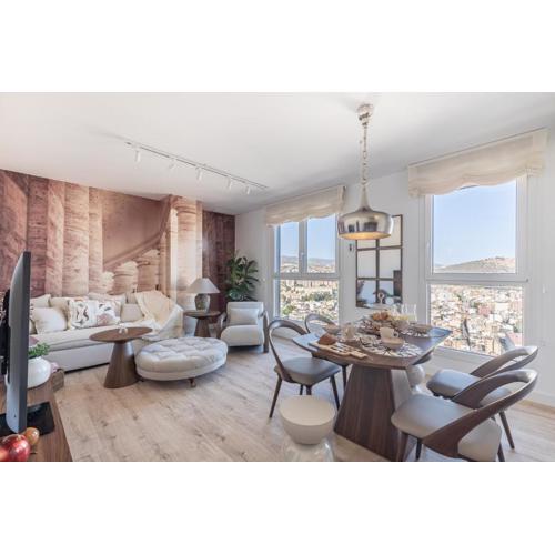 Malaga Skyline 9 Pool & Parking Free