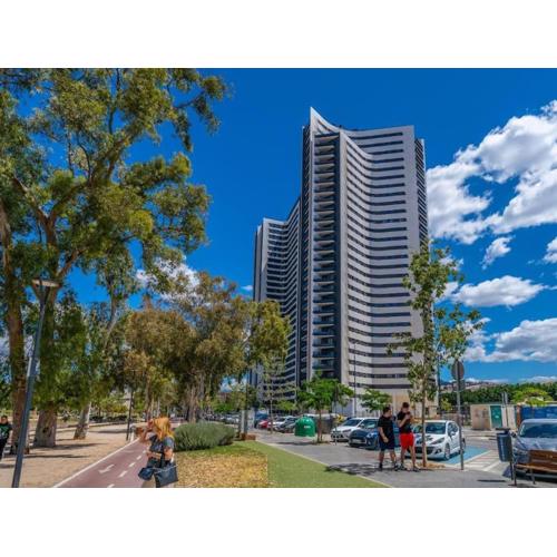 Malaga Skyline Suite with Pool - Floor 26 - Free Parking