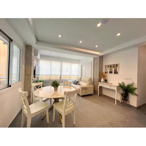 Malagueta beach III & Terrace by ELE Apartments