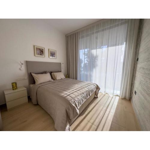 Malberry Park 103 - Modern 2 Bedroom Apartment with Pool, Gym, Jaccuzi
