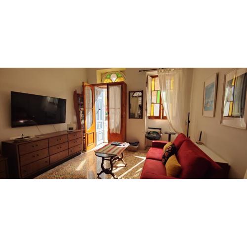Malta, Sliema holiday flat - minutes from the sea!
