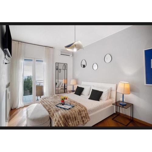MamaRiviera home holidays Sanremo - Casa Vista mare con piscina
