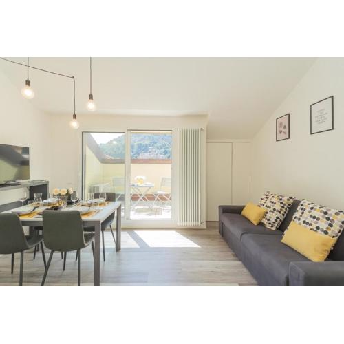 ManaraQuattro - Apartment with free parking and view in Como, near the center - Lake Como