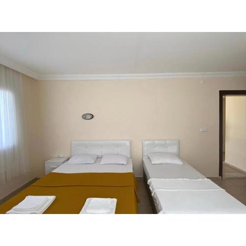 Mandarin Beach Hotel