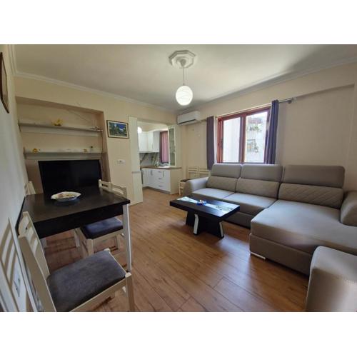 Mandi Apartament