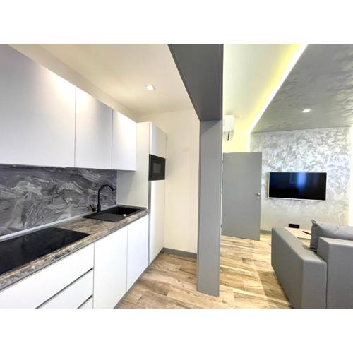 Mangio Dubrovnik Silver