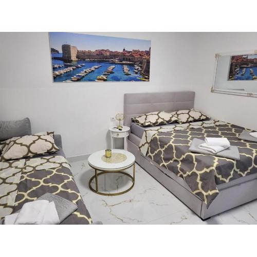 MANGO APARTMAN studio