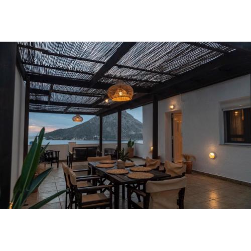 Manifesto Seaview Apartment II