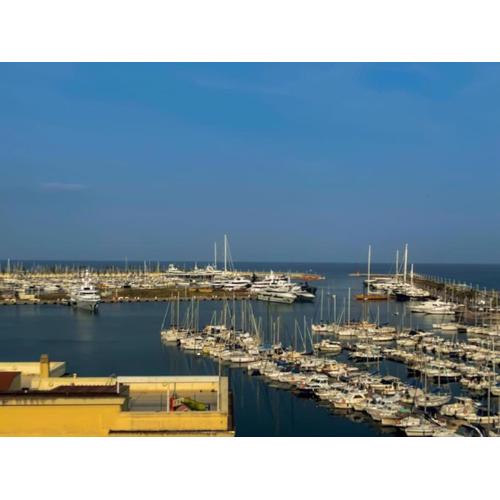 Mansarda sul mare della Marina