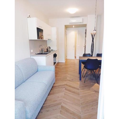 Manzoni house next como lake station