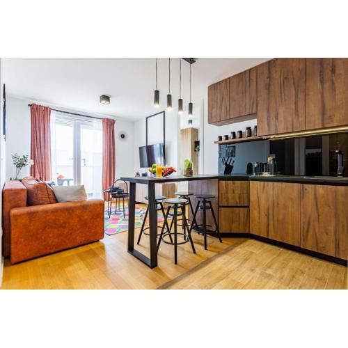 Maraschino 2BR apt balcony garage and BBQ