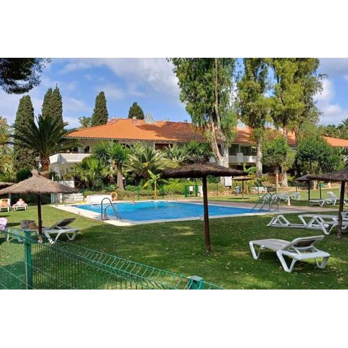 Marbella , Banus Precioso estudio, 300 mts playa