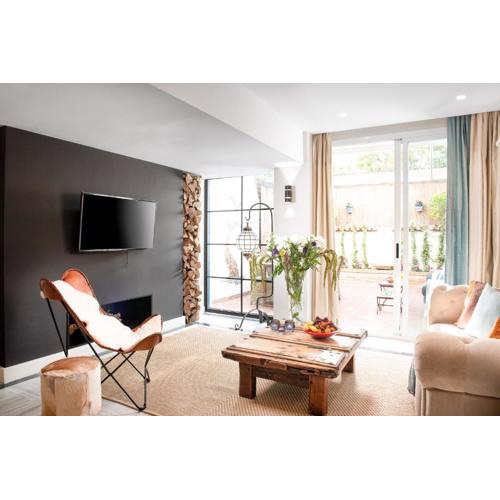 Marbella Center Beachfront with Private Patio