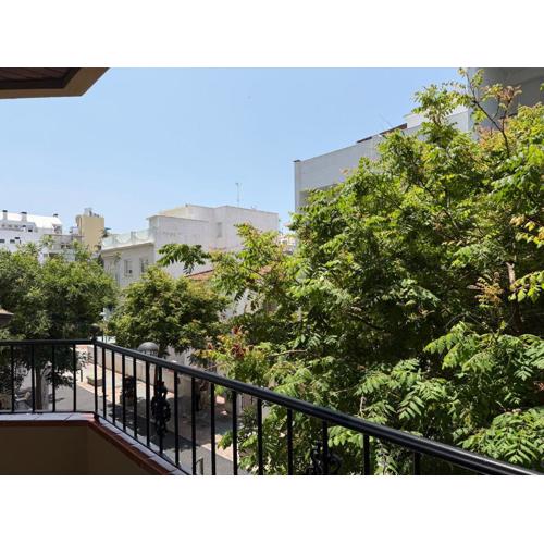 Marbella Center II - EaW Homes